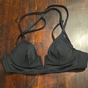 Shade & Shore Black Ribbed V-Wire Bikini Top - 34B